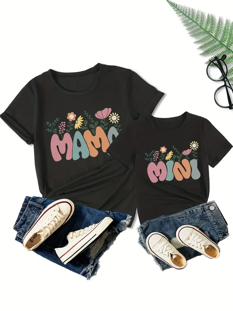 Summer Family Matching Outfits Mama and Mama\'s Mini Tshirt Mother Daughter Mum T-Shirt Tops Toddler Baby Kids Girls Clothes