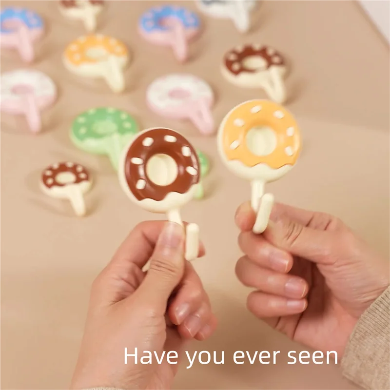 

6PCS New portable donut Hook No punching required No trace Adhesive Hook dopamine Bathroom kitchen Adhesive Hook