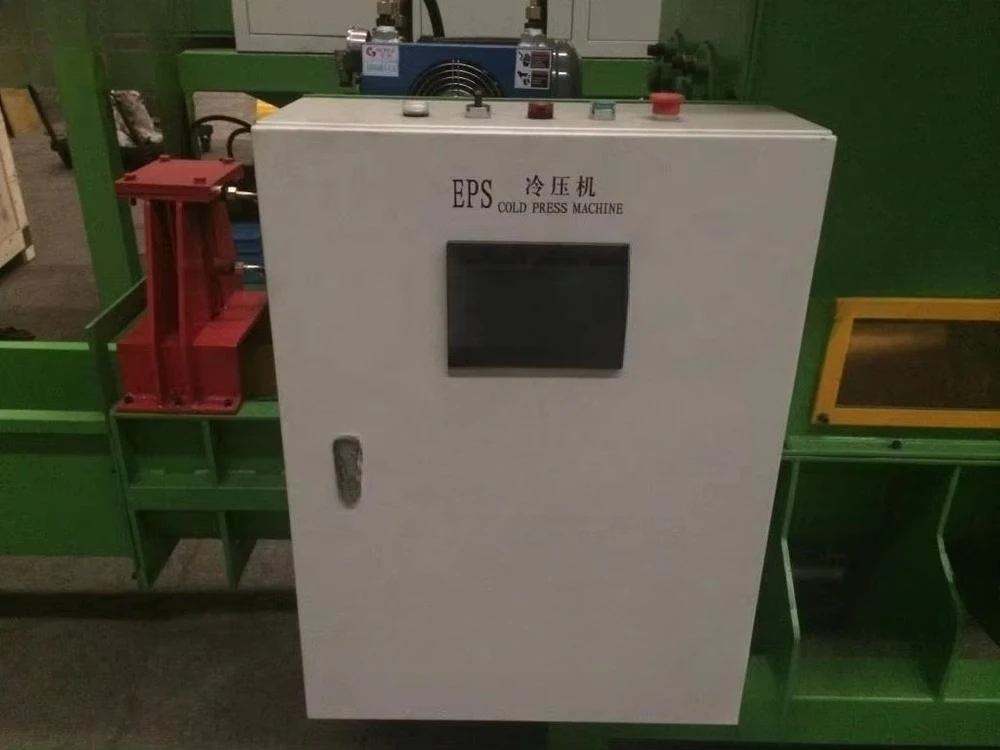 Obrázek 3: Odpad ryba skříňka recyklace stroj