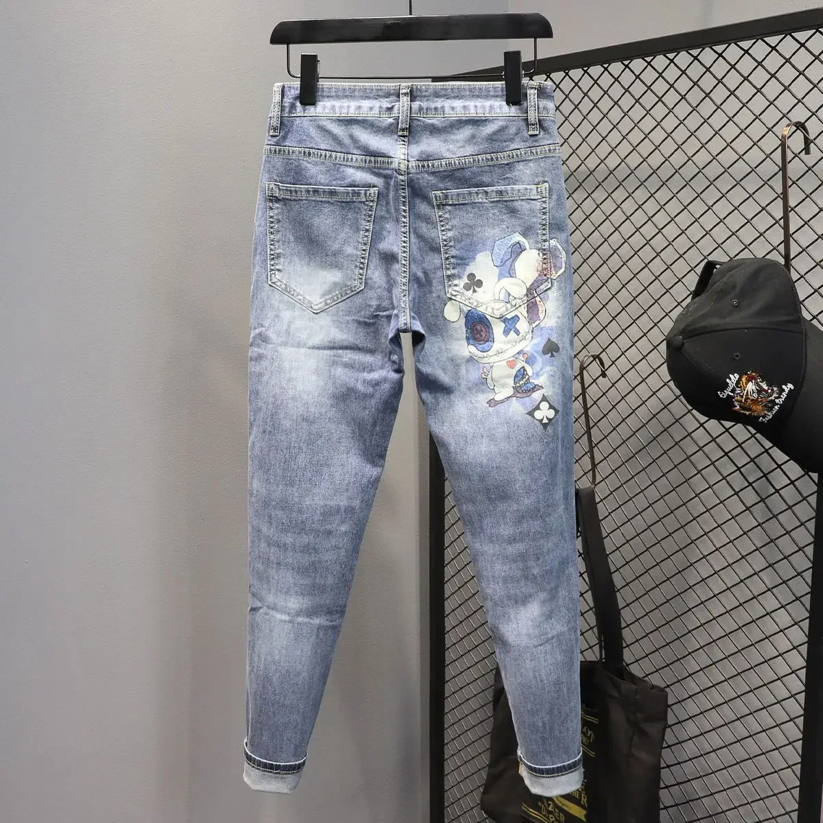 Harajuku 2023 Latest Hip-hop Style Korean Luxury Jeans for Men with Bear Print Design Slim Blue Washed Stretch Denim Pants Man