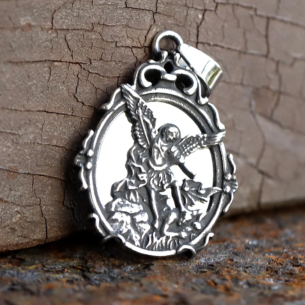 2024 Cool Men Catholic Patron Mirror With Saint Michael Pendant Necklace the Archangel 316L Stainless Steel Jewelry Hallown Gift