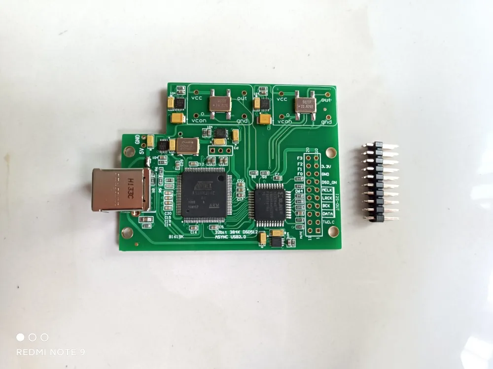 USB Asynchronous Clock Digital Interface with Five LT3042 Independent Power Supplies