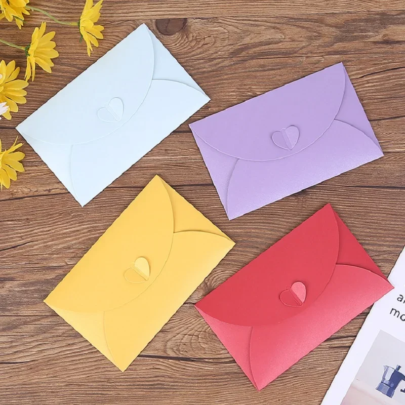 50 ชิ้น/ล็อตซองจดหมายคุณภาพสูง 250g Pearlescent กระดาษ Love BUCKLE ซองสําหรับงานแต่งงานเชิญธุรกิจเครื่องเขียน