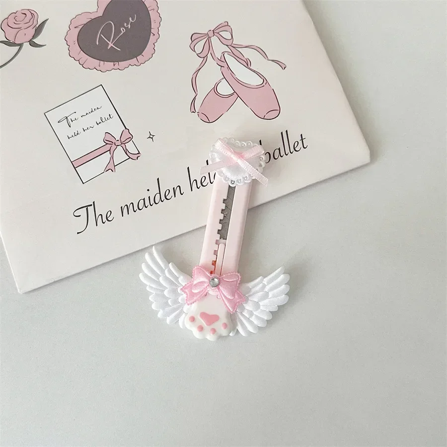 

1Pc Lovely Ballet Style Girl Sweetheart Cat Paw Utility Knife Kawaii Wing Bow Heart Aper Cutter Cute Express Box Envelope Opener