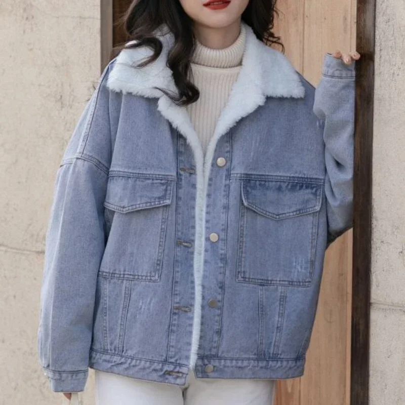 

Outerwear Wool Inside Plain Warm Blue Denim Jacket for Women with Fur Plush Woman Jean Coat Winter 2025 Cold Padded Korean