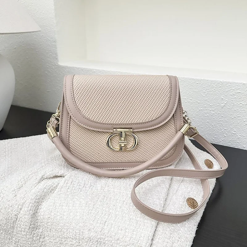 

Высококачественные женские сумки из искусственной кожи. Модный пригородный дизайн и знаменитый прочный стиль. ​