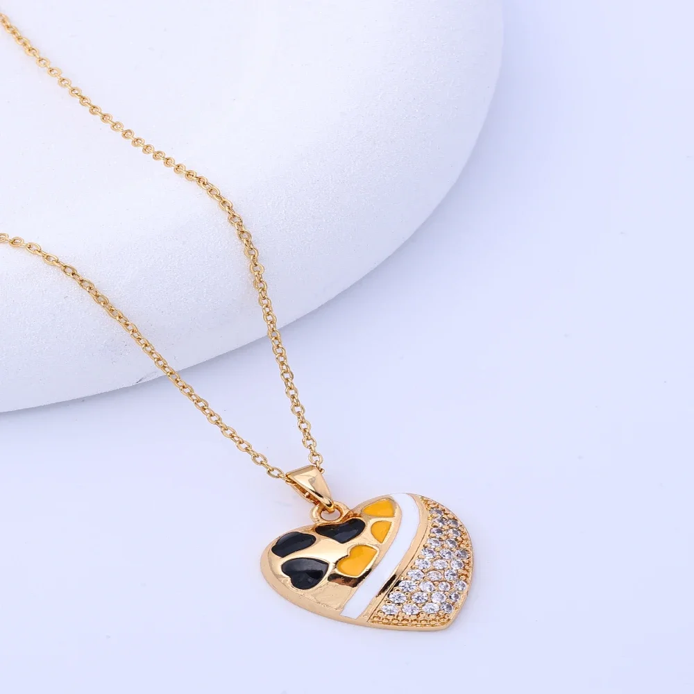 Cross-border childlike love pendant temperament simple and versatile high-end titanium steel necklace women's 520 Valentine's Da