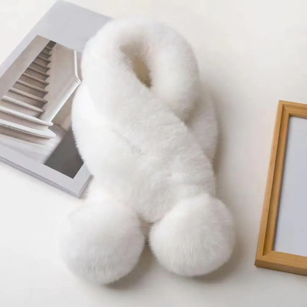 Women Scarf Warm Beautiful Wool Ball Scarf Plush Winter Scarf with Wool Ball Decoration Cozy Women's Accessories for Cold