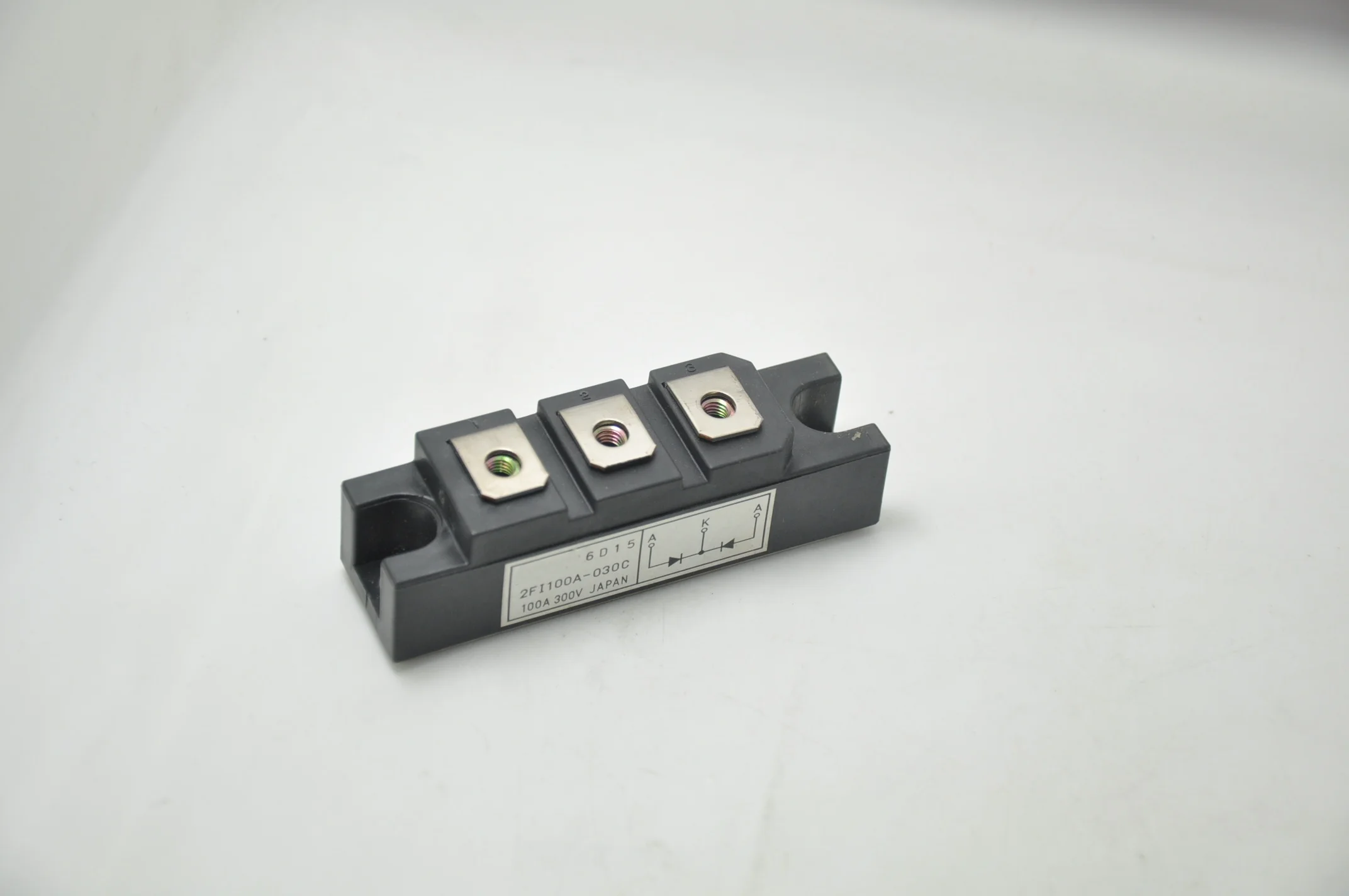 

2FI100A-030C Original, New, In Stock