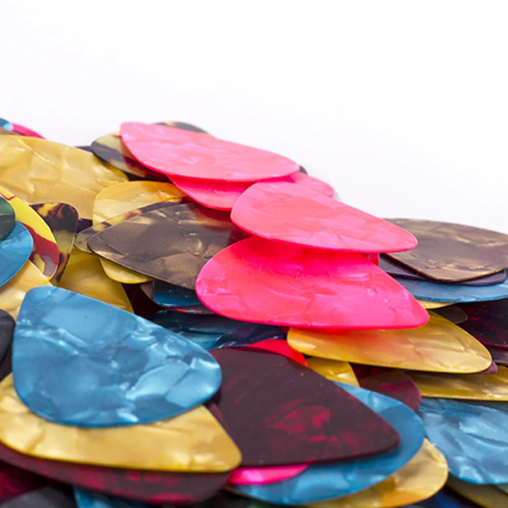 

200pcs Heart Shaped Celluloid Guitar Picks For Classic Guitar Ukulele Durable Lightweight Picks 0.46Mm 0.71Mm