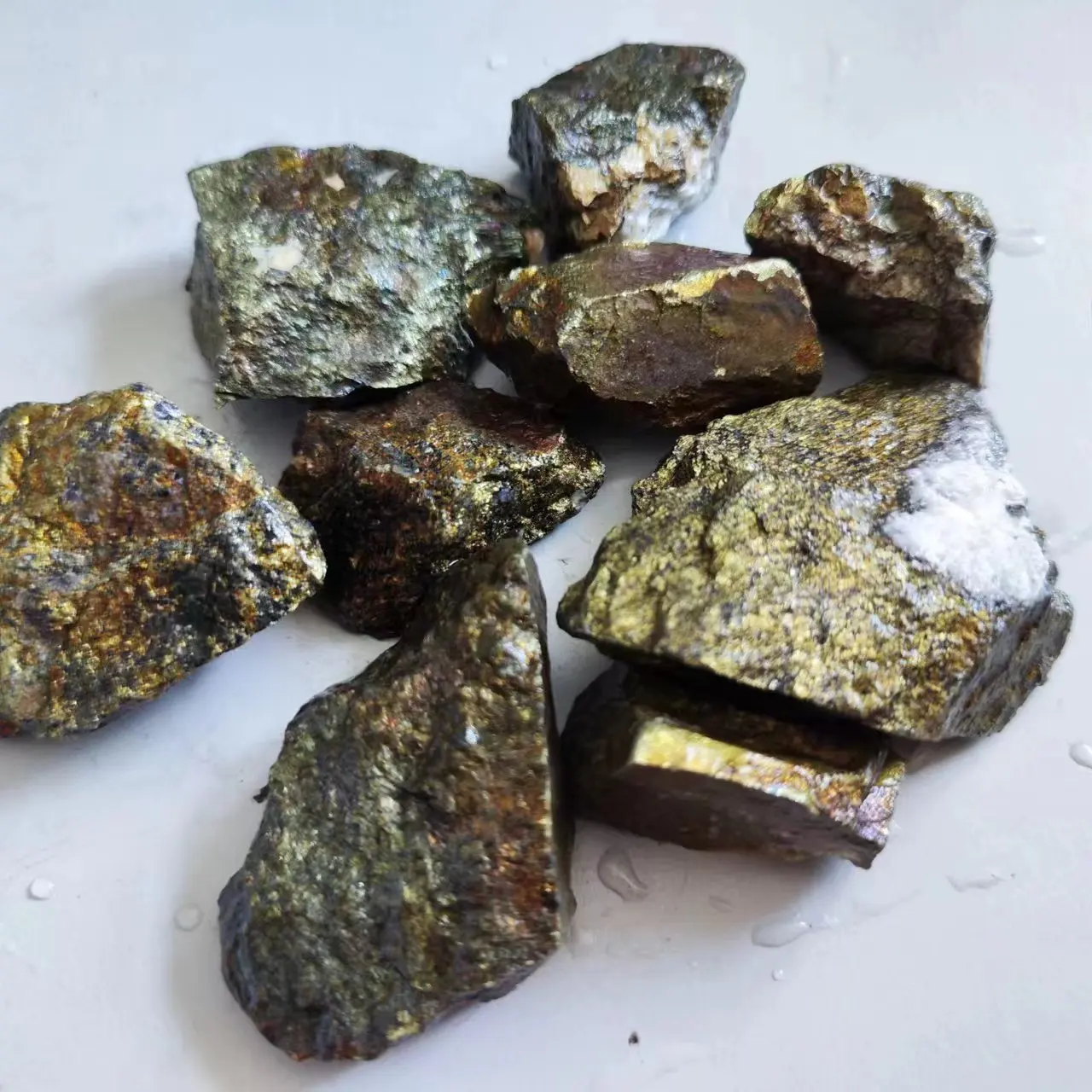 Natural Containing Gold Silver and Copper Ore CuFeS2 Chalcopyrite Mineral Crystal Ore Stone Teaching Specimens Experimental