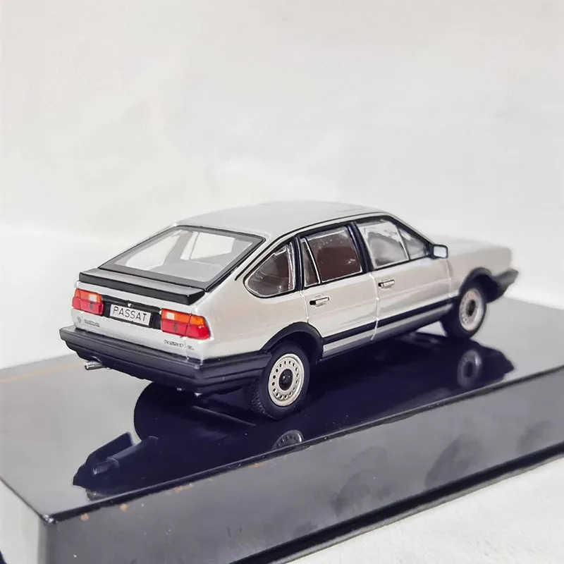 1/43 Scale PASSAT B2 1985 Alloy Car Model Collection Ornaments