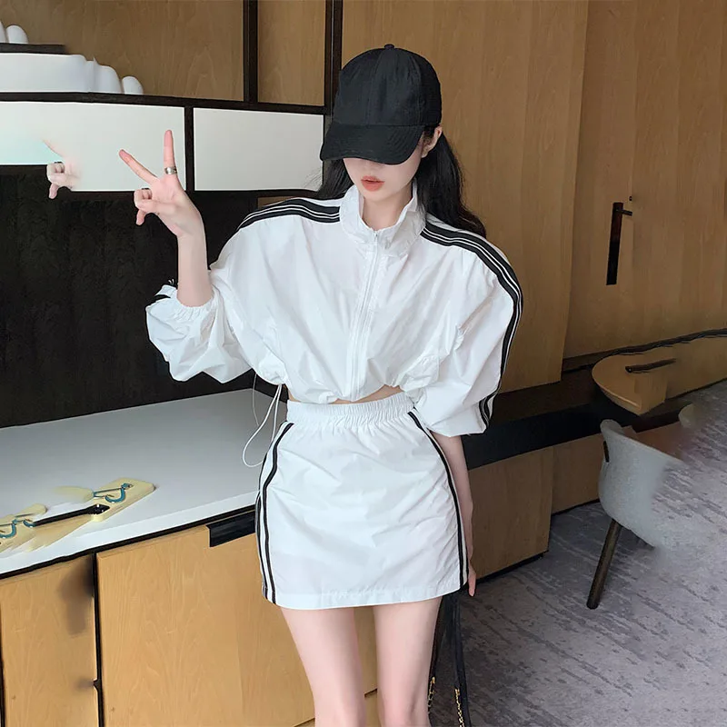 Sports Style Suits Women Summer Korean Long-sleeved Navel Tops and Fashion Skirts Two Piece Sets Casual Womens Clothes