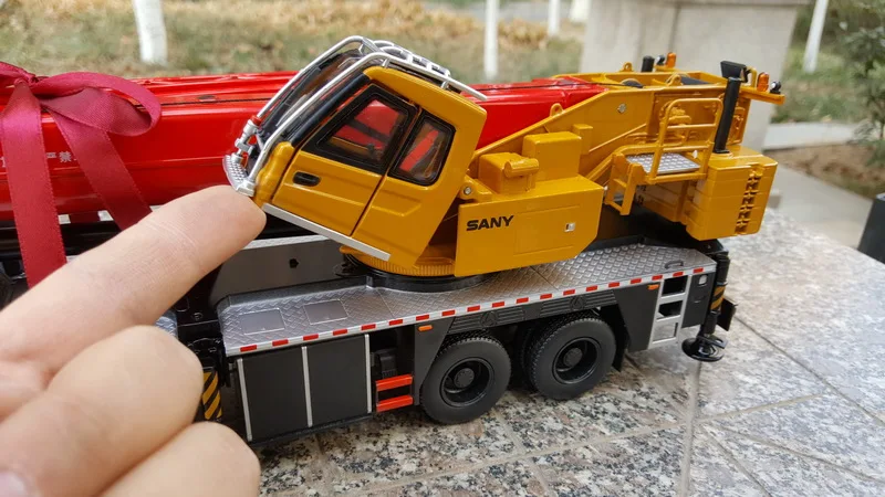 Alloy Model Toy Gift 1:36 Scale SANY STC800T6 Automobile Crane Engineering Machinery Vehicles DieCast Toy Model for Collection