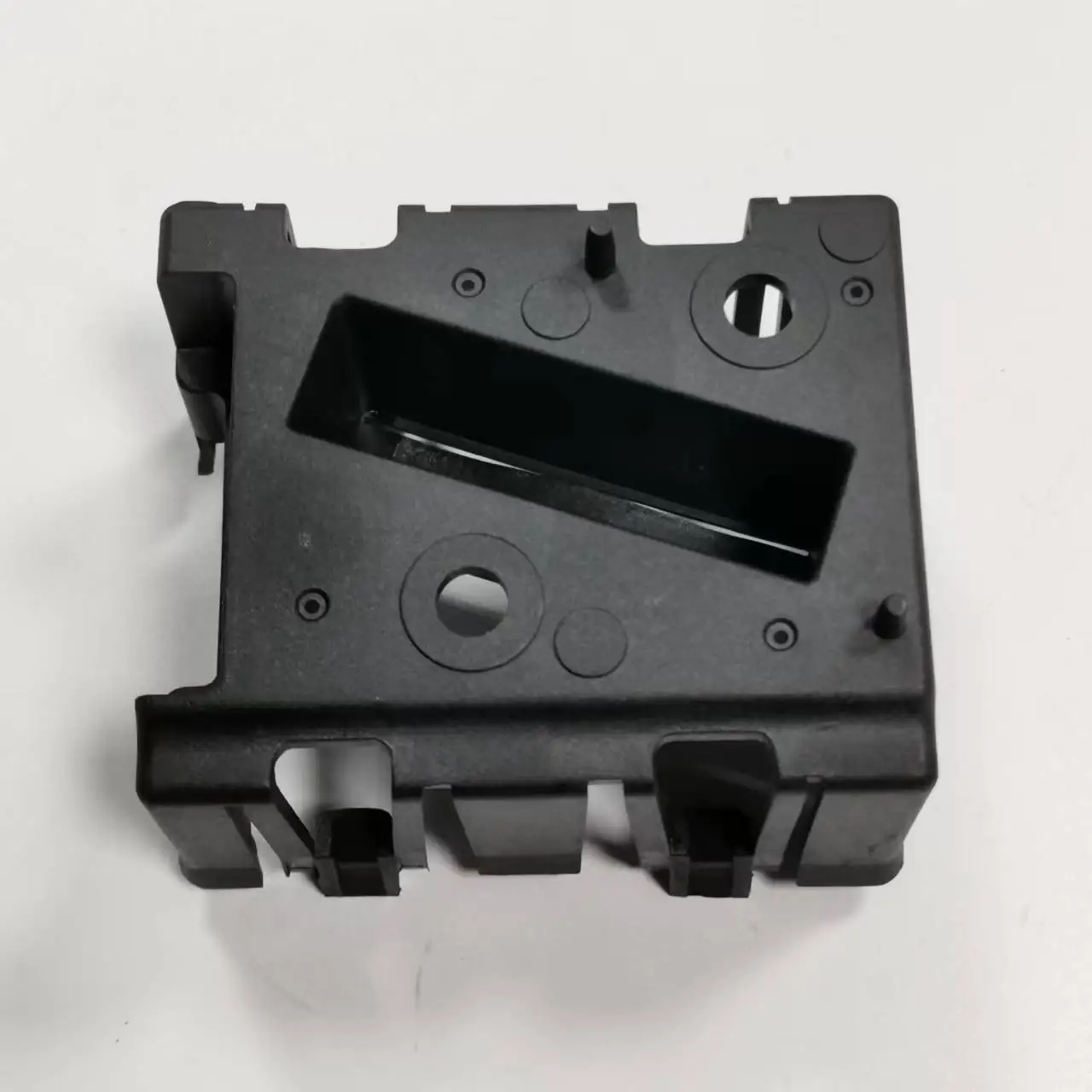 

Tesla Model 3 module ACC bracket plastic 1108648-00-E