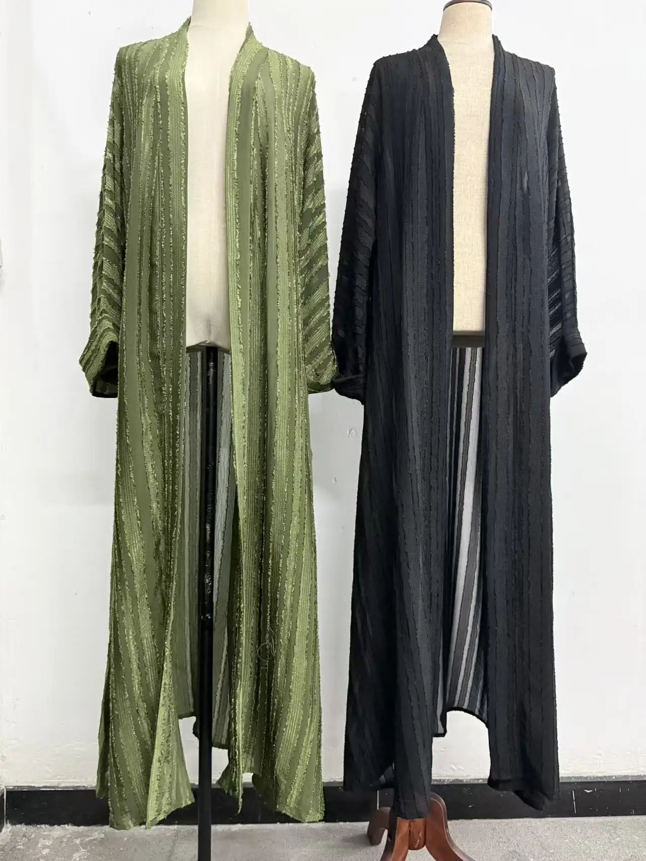 

Мусульманское платье для женщин на Рамадан: Открытая абайя, кимоно, кардиган, роба, кафтан из Дубая, кебая из Саудовской Аравии, джалабия, исламская одежда для Ид.