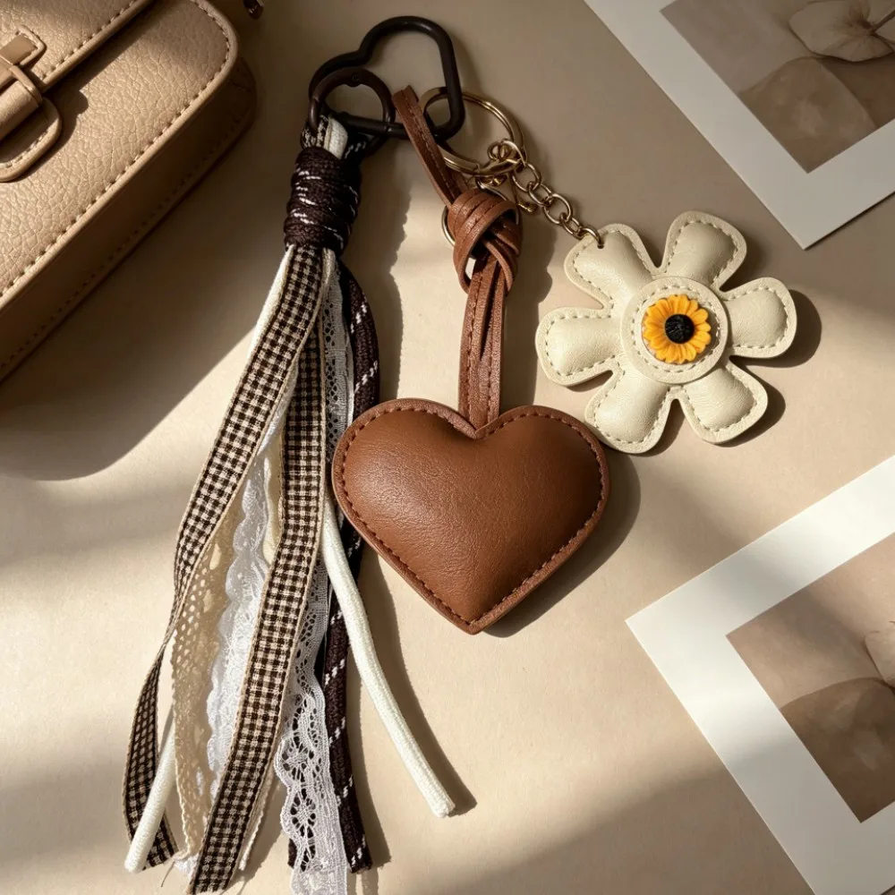 PU Leather Heart & Sunflower Bag Charm Keychain, Lace Tassel Braided Cord, Retro Accessory for Women Bags & Keys