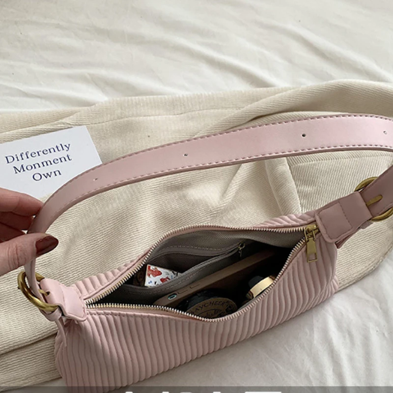 French Style Shoulder Bag Designer Bag 2023 New PU Leather Texture Pleated Handbag Casual Business Mini Crossbody Bag All-Match