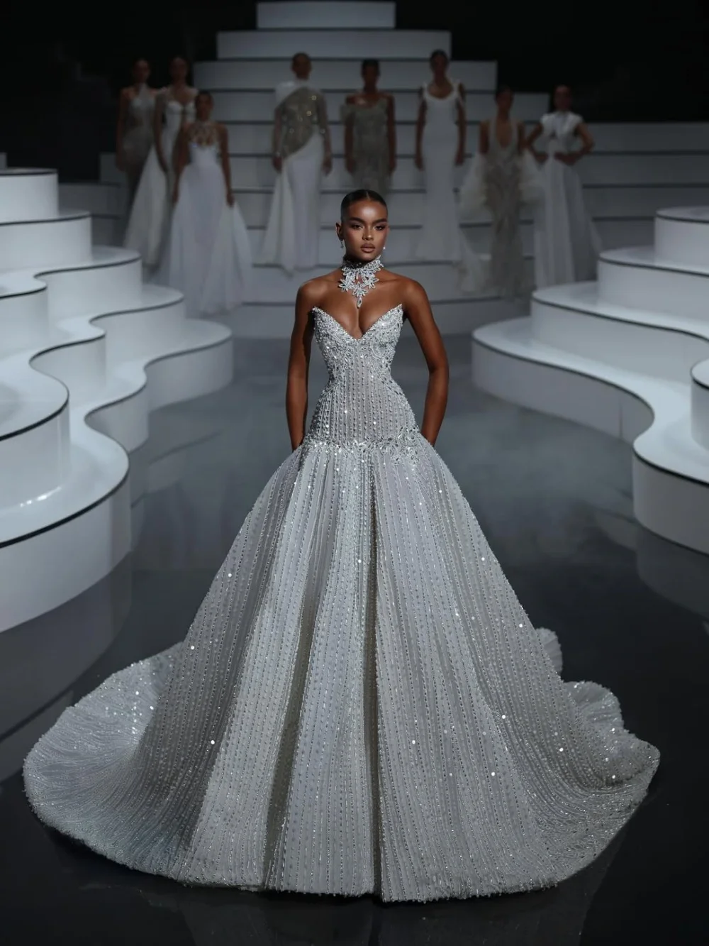 Exquisite Strapless Ball Gown Wedding Dresses Customized Crystal Beaded Bridal Gown Deep V Neck Chapel Train Bride Wedding Dress