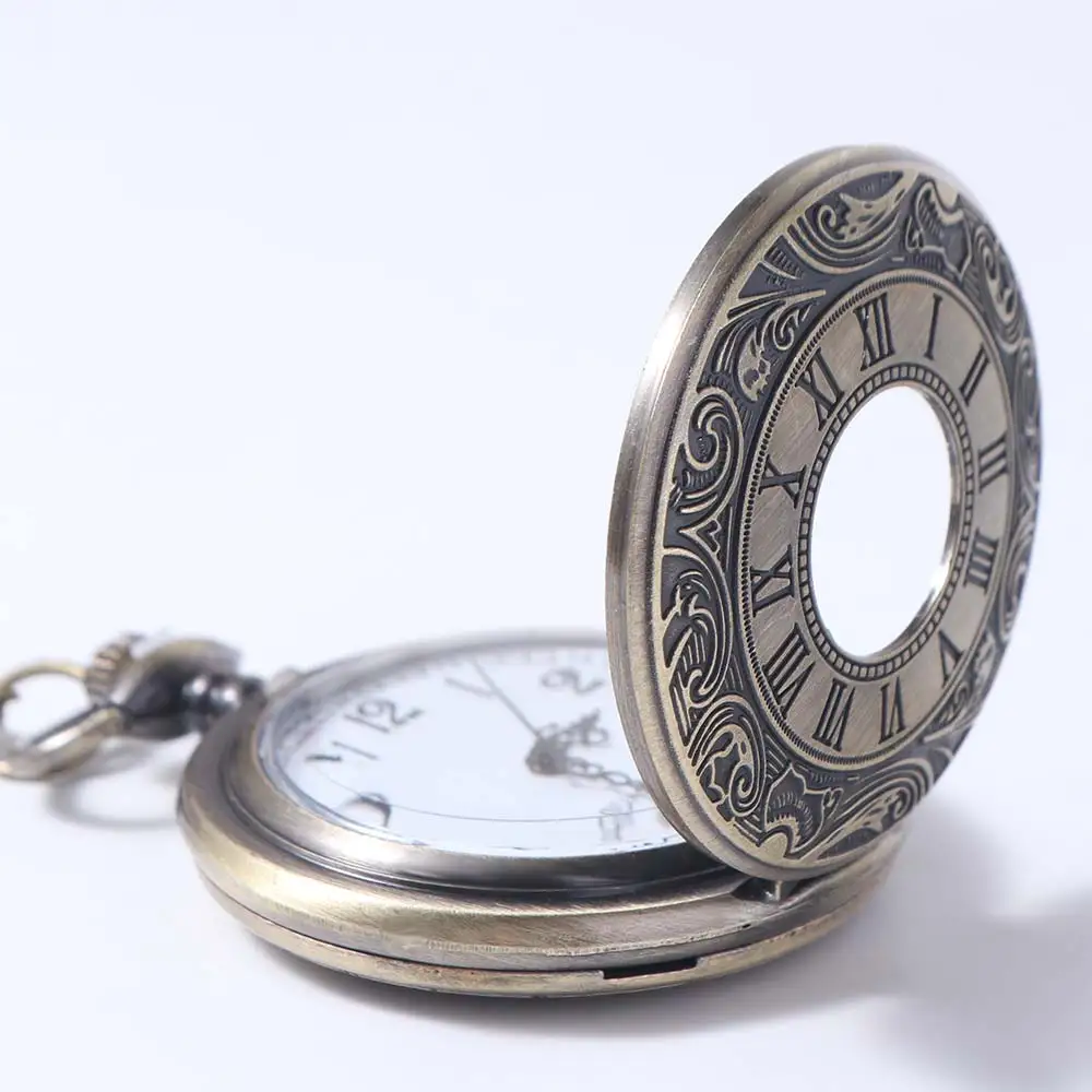 Römische Skala Display Vintage Taschenuhr Halskette Kette Quarz Anhänger Bronze Kette Uhr Freizeit Hohlgehäuse