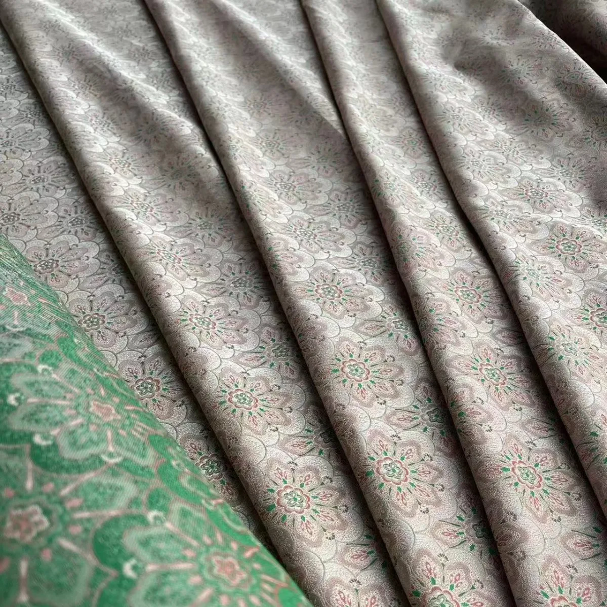 Silk Rayon Blended Brocade Song Dynasty Green Flower Treasure  42momme New Chinese Coat Vest Bed Cover Cloth Fabric