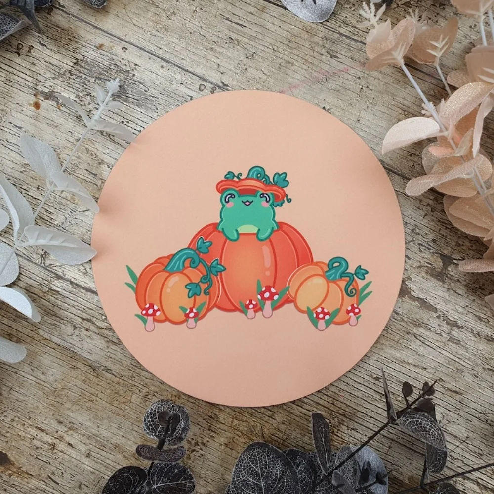 

Pumpkin frog orange round mouse pad, office desk protector, office desk decoration, cabin, mushroom, computer accessories