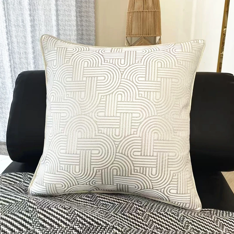 

Hinyeatex Contemporary Black Chain Geometric Pillow Case White Square Sofa Decorative Floor Cushion Cover 45x45cm 1 Piece Pack