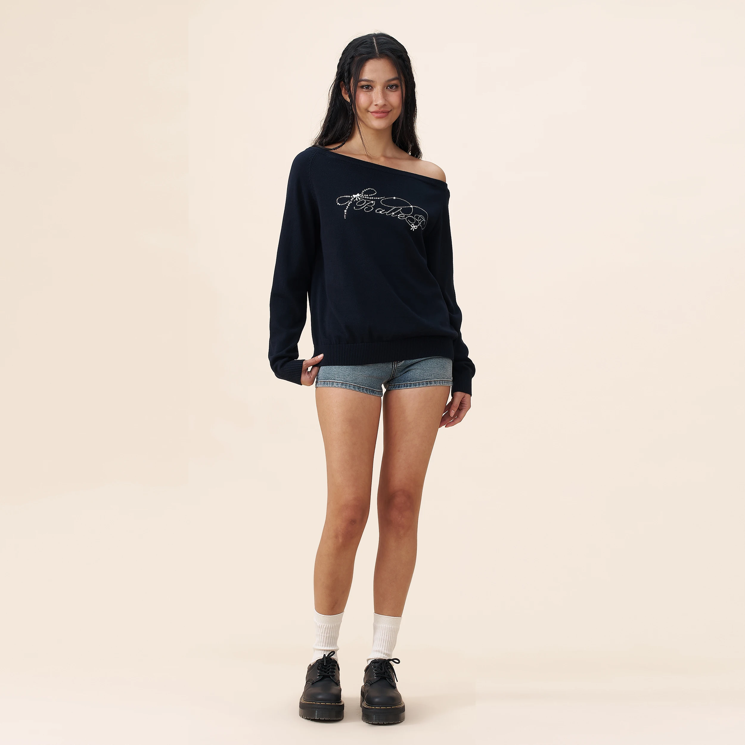 YESCCI Women's Tee Shirt 2026 Autumn New Letter Rhinestone Off Shoulder Tee Loose Casual Long Sleeve Tops For Woman S56130071