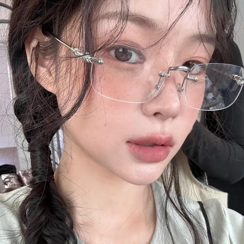 

Fashion Transparent Square Rimless Eyeglasses Blue Light Blocking Glasses Frameless for Women Men Gold Silver Computer Glasses