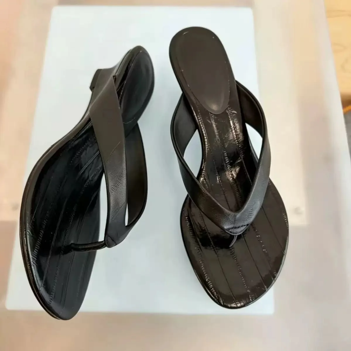 Women High Heel Thong Sandals Wedge Heel Flip Flops Mules Slipon Summer Beach Party Shoes Fashion Square Toe Ladies Faux
