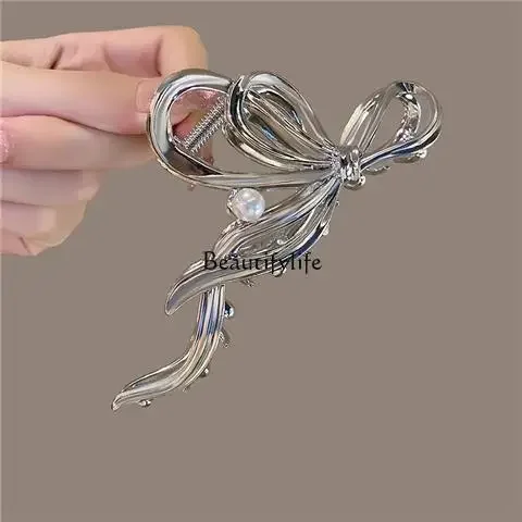 

Silver disc hair grab clip metal shark clip female clip decorative texture hairpin