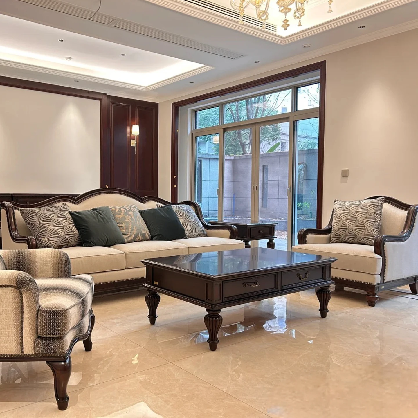 American-style Vintage Solid Wood Sofa Set, French-style Fabric Sofa Combination, Living Room Sofa, Villa and Hotel Furniture