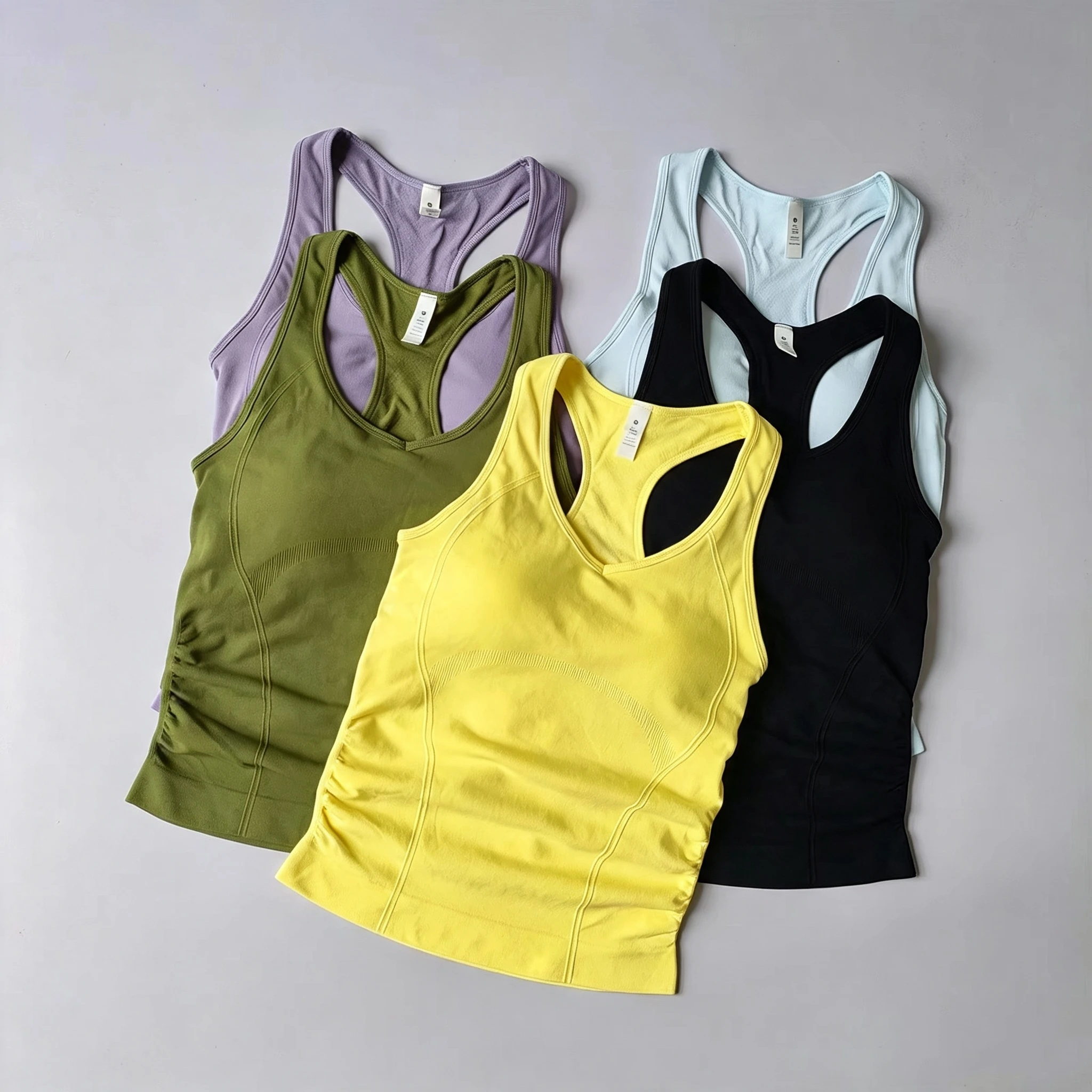 Women's Racer-back Yoga Vest with Chest Pad Quick-drying Elastic Sleeveless Sports Top for Running Training and Fitness Clothes