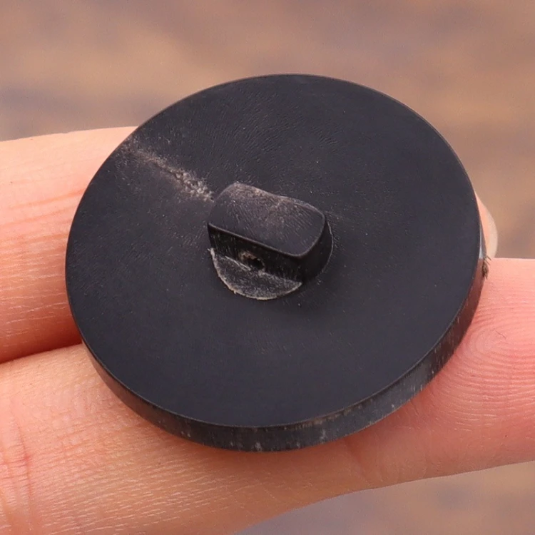 Yak horn slices, scraping slices, button scraping slices, random black and white patterns, knife handles, button raw materials