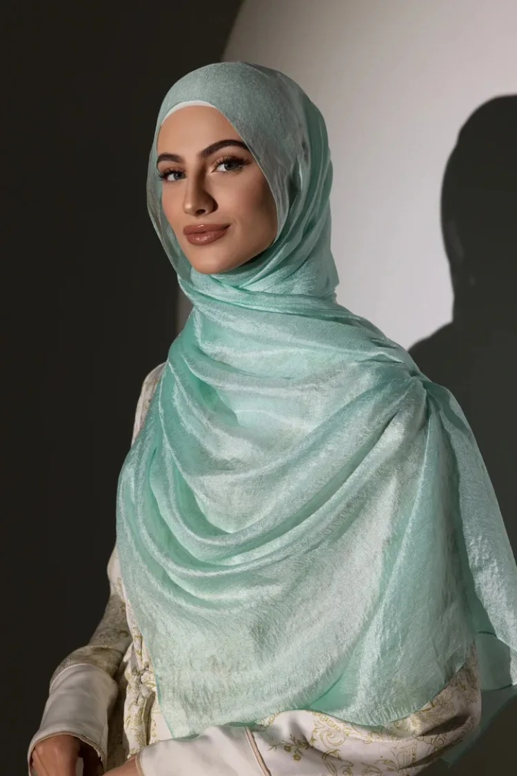 Big Size Linen Scarf Hijab Silk Hijabs Solid Color Pearl Light Beige Beach Scarf Sun Protection Head Scarves Headwraps for Women