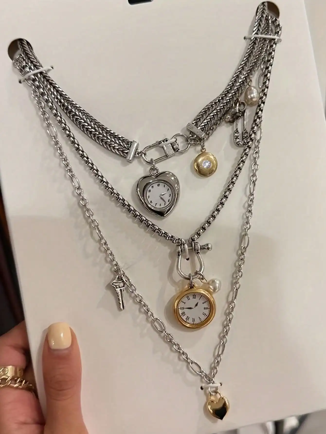 

Набор из 3-х многослойных ожерелий с подвесками в виде сердца и карманных часов, серебристые цепочки для повседневного ношения
