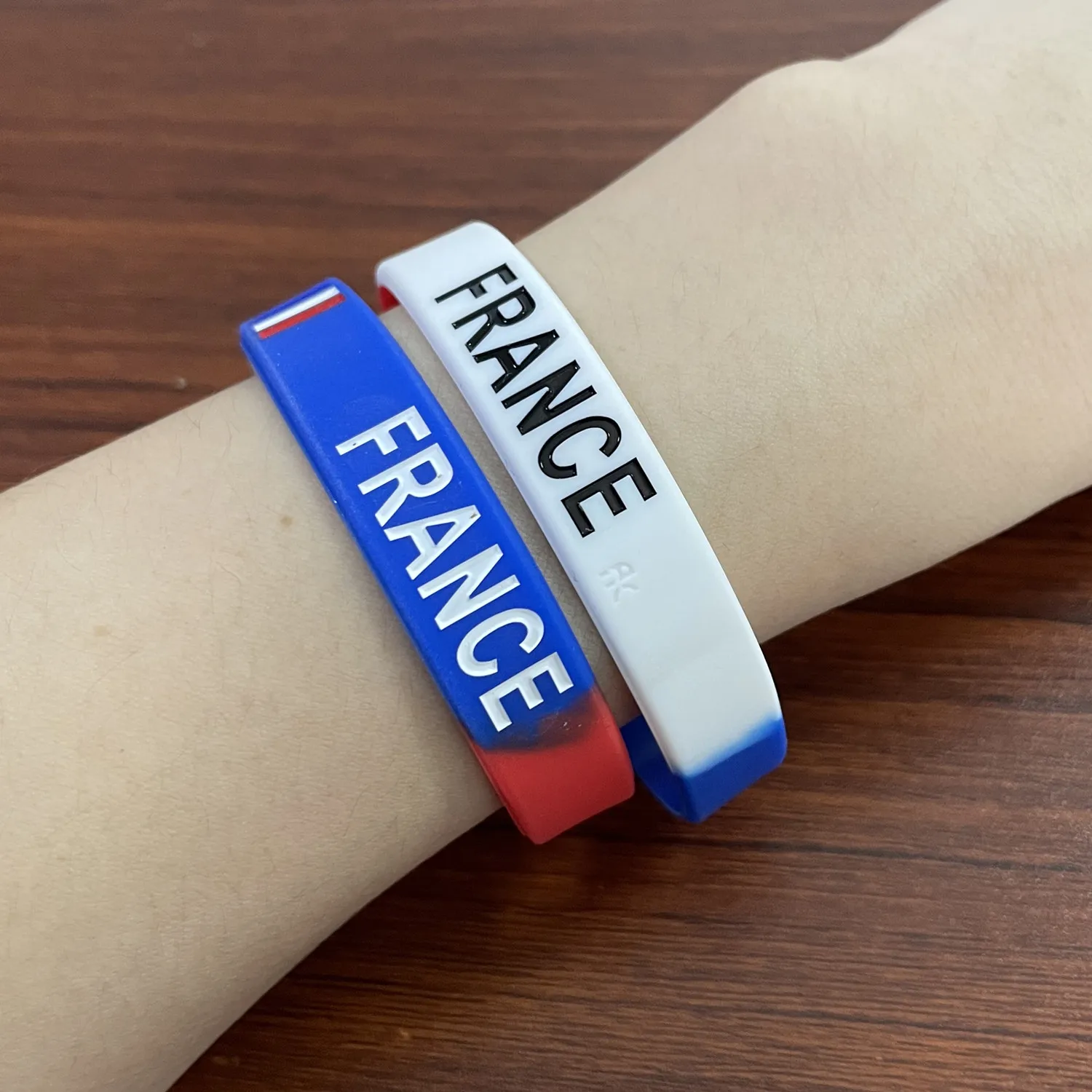 2pcs Engrave France Flag Bracelet Men Women Silicone Wristband Bangle Sport Rubber Band National Day Patriotic Gift Accessories