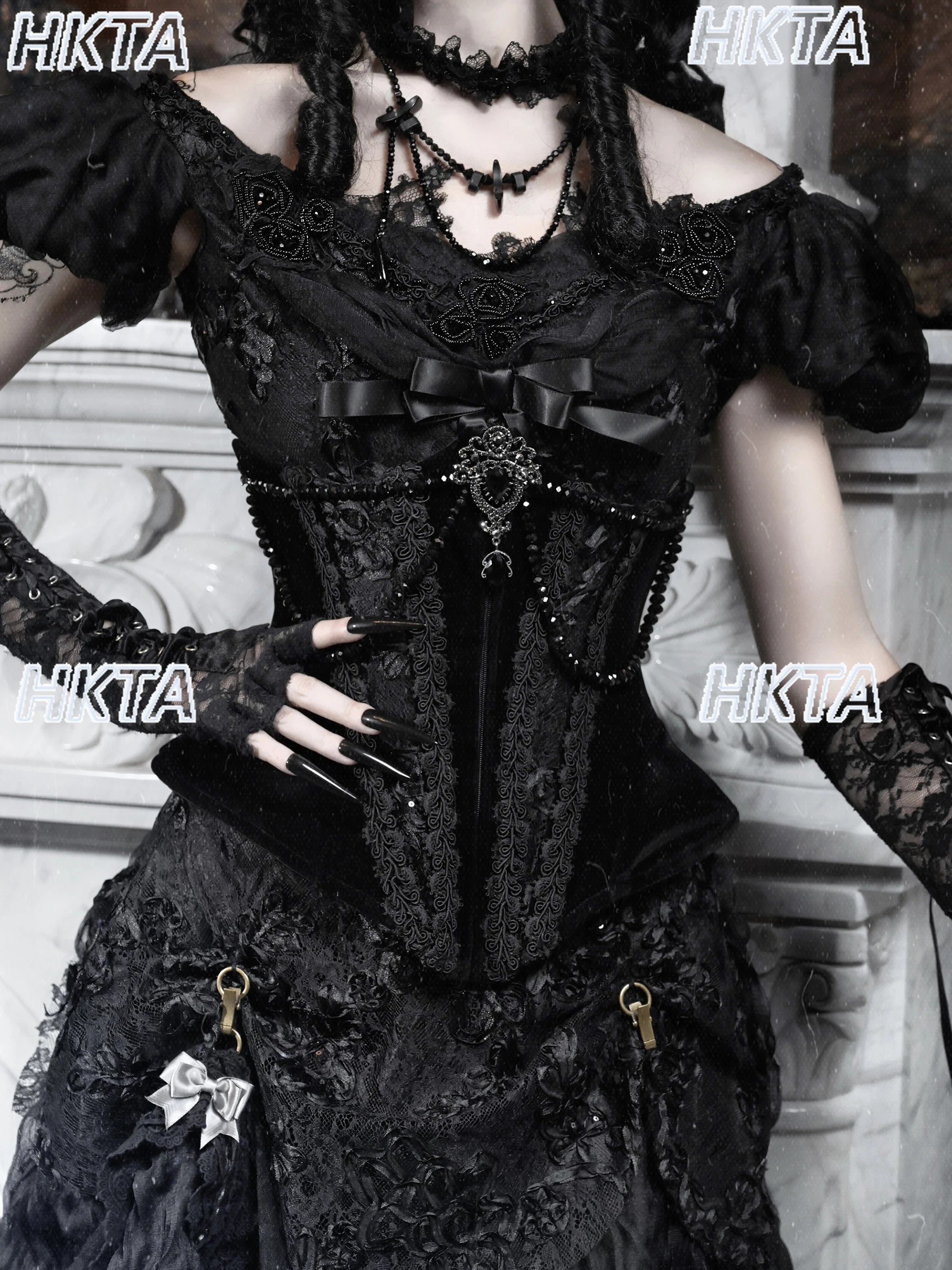 Gotico Cravatta a lisca di pesce scuro Velluto Sigillo in vita Gilet da donna Elegante splendido Halloween Cosplay Pizzo Nero Fascia da smoking Crop Top Y2k