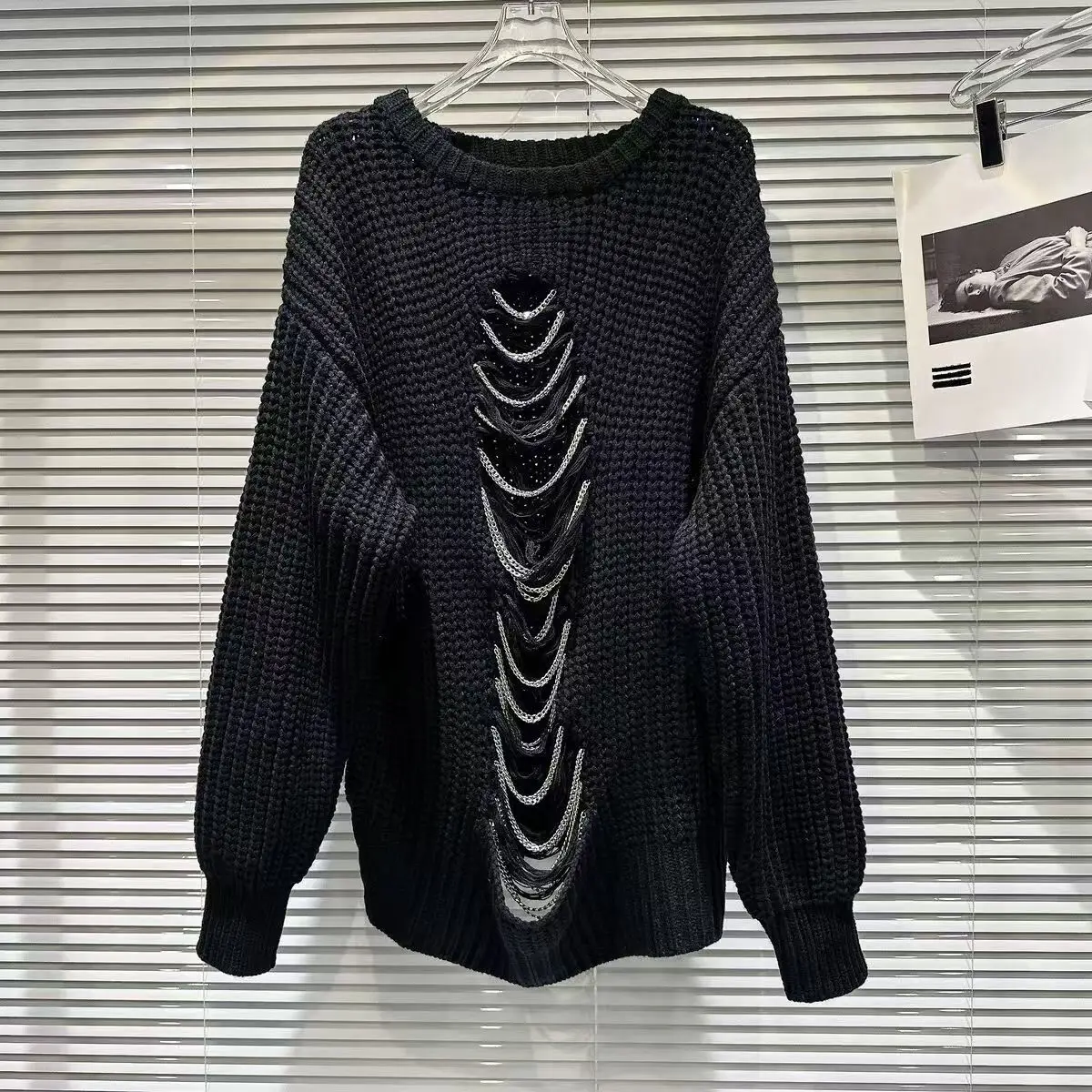 2024 Spring New Spicy Girl Hollow Metal Chain with Broken Hole Thick Wool Loose Sweater Trend