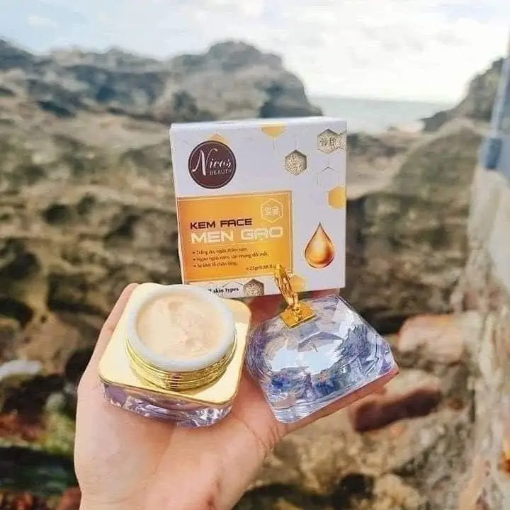 Vietnamese face cream face men gao nicos duong trang 25g