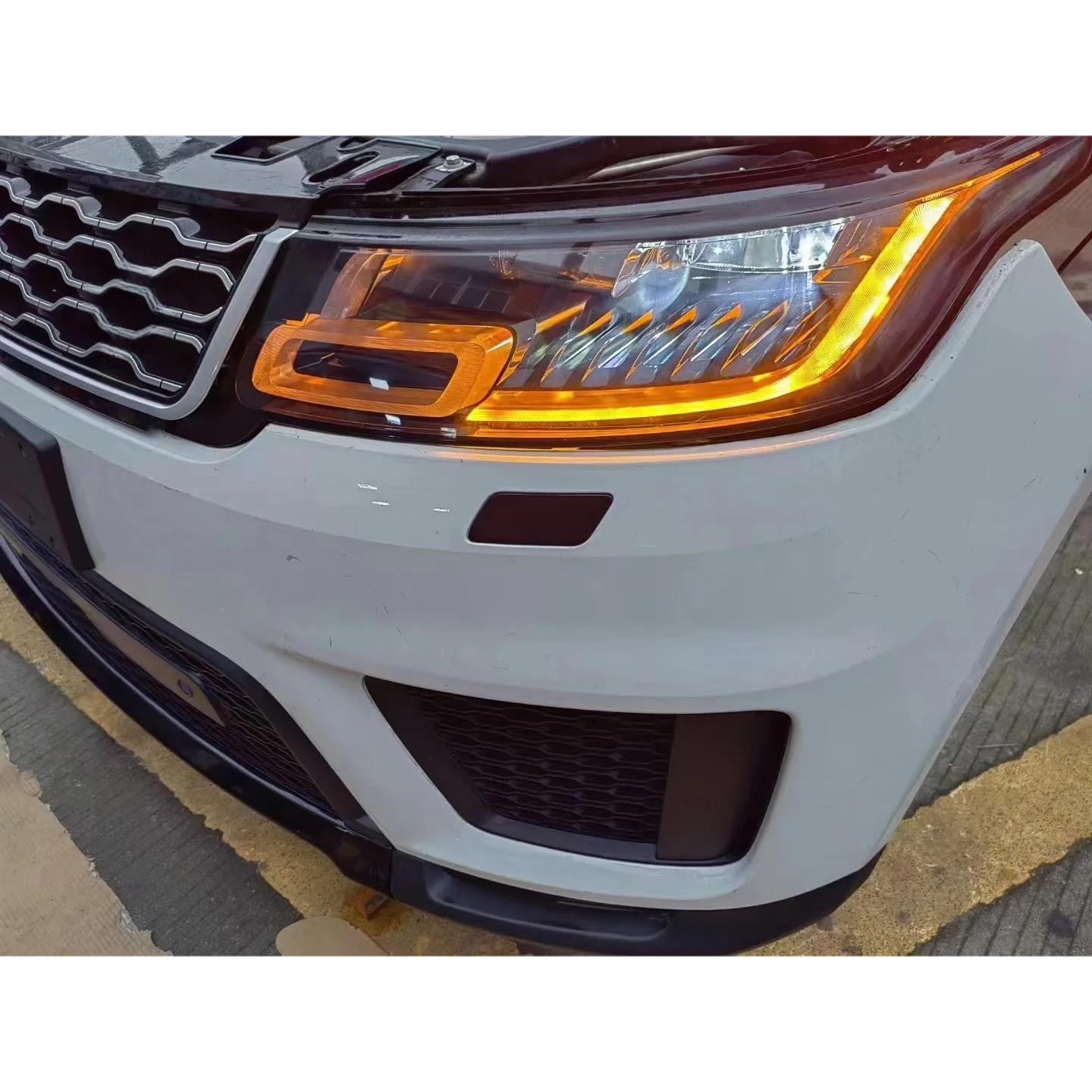 Auto Spare Parts Body Kit Parts Front Car Bumpers Assembly for  Range Rover Sports Newest