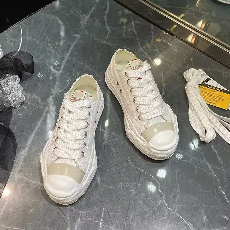 Designer Brand Original Dissolved Shoes New Open Smile Canvas Shoes Couple Versatile Board Shoes Men's Shoes