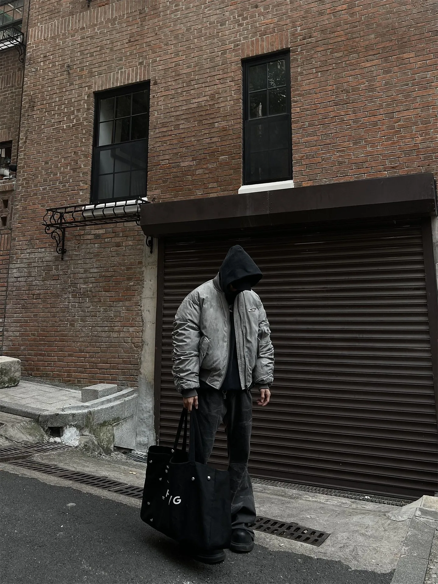 Winter Vintage Distressed Style Wrinkle Design Baseball Jacket Cotton American Hip Hop Coat Warm Parka