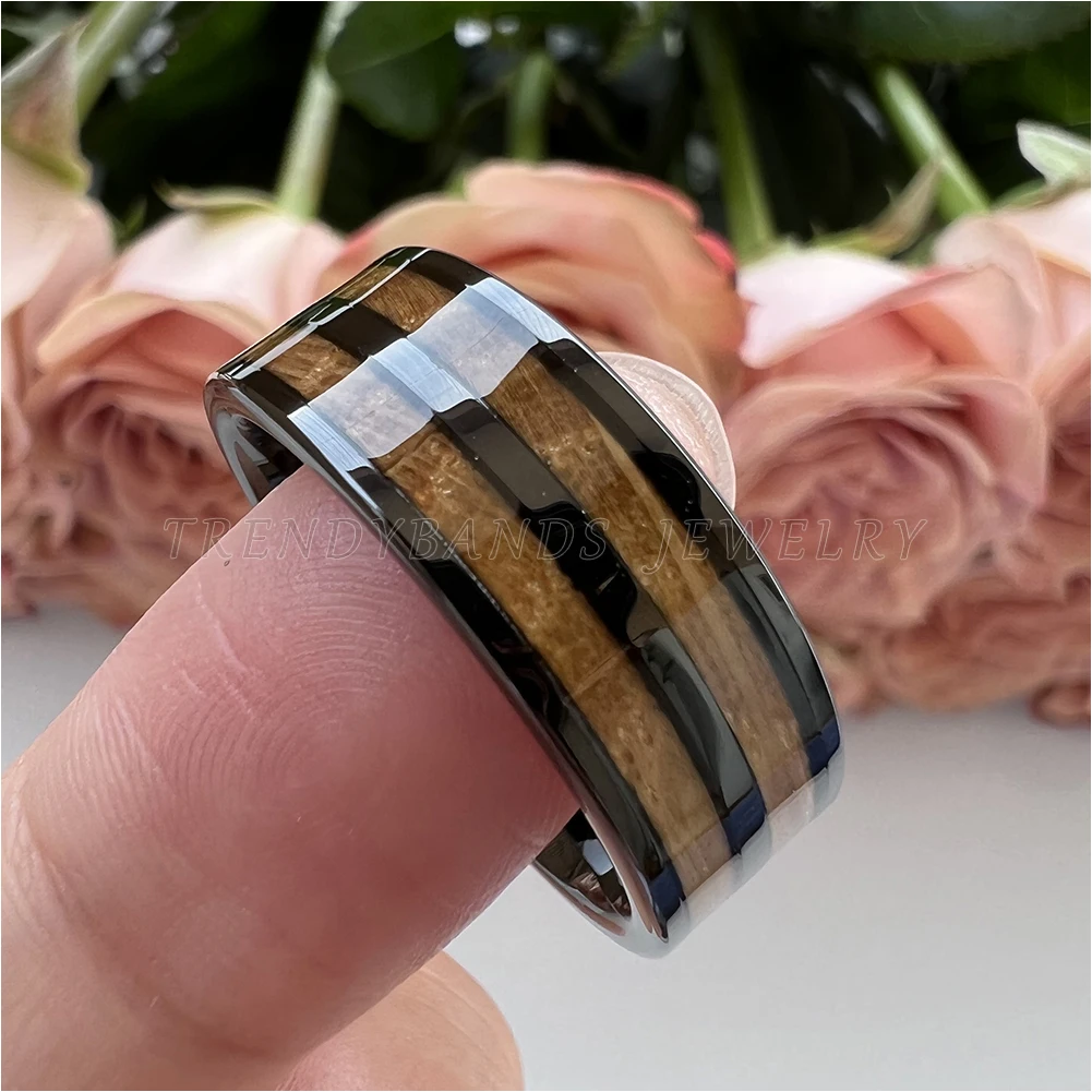 8 mm Herren- und Damenring, Wolfram-Ehering, Paar-Modeschmuck, Whiskyfass, Holzeinlage, poliert, glänzend, bequeme Passform – Detail 4