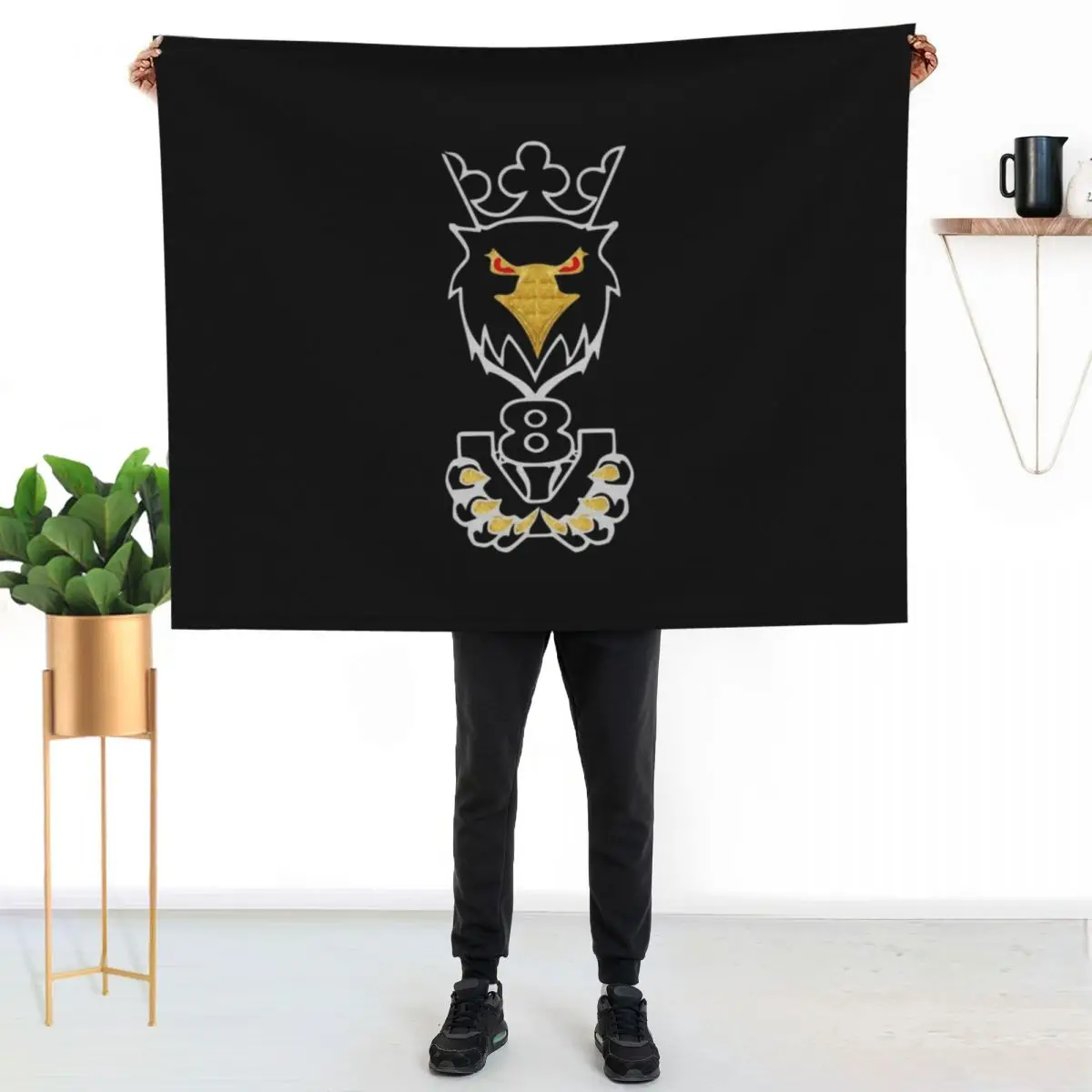 V8 Griffin King of the road Brushed Slver Throw Blanket Soft Comfort Blanket for Reading Watching TV