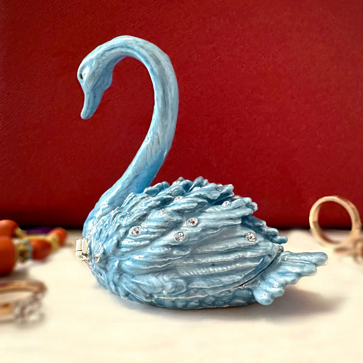 

Elegant Swan Trinket Jewelry Box Ornament Crystal Swan Animal Figurine Collectible Bejeweled Ring Holder Home Decor Wedding Gift
