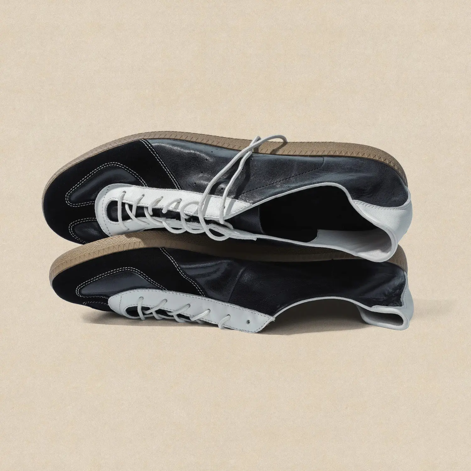 

Trendy Commuter Casual Shoes Soft Bottom Flat Heel Dequan AG Shoes Classic Retro Match All Cotton Running Shoes