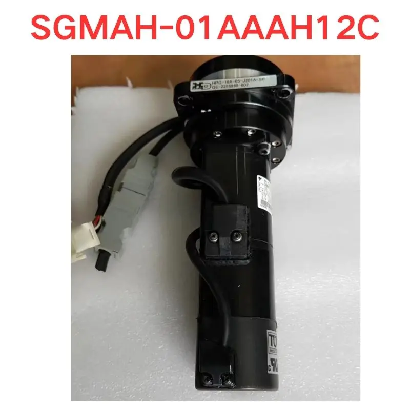 Used 95% New SGMAH-01AAAH12C Servo brake motor with HD reducer Functional test OK