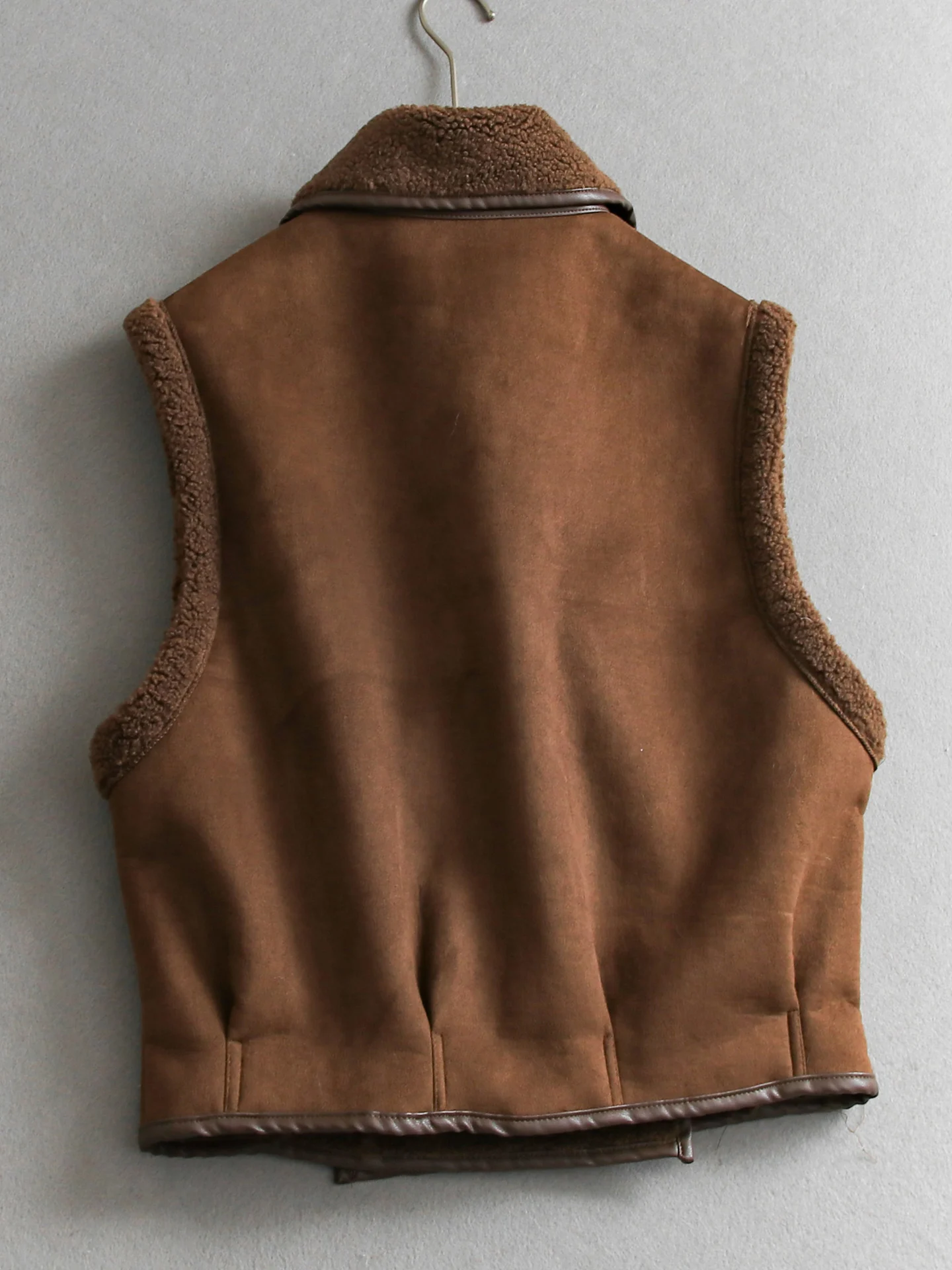 Retro Patchwork Leather Trim Collar Thickened Warm Lamb Fur Vest Women's Jacket Zipper Closure  Color Short Style