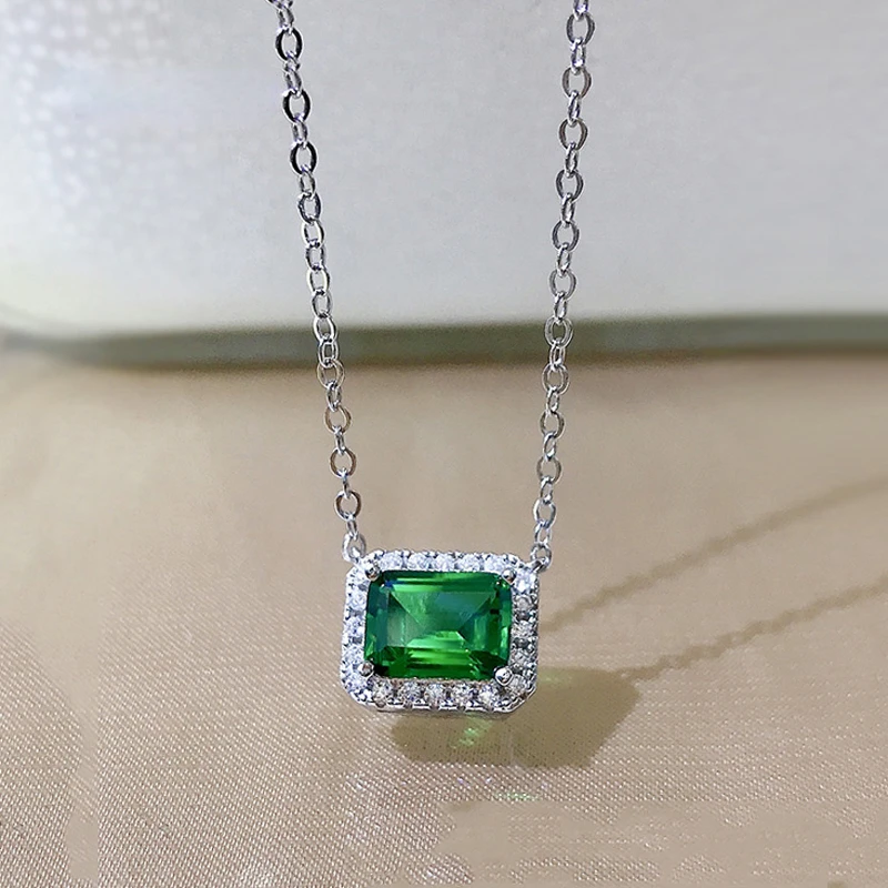 

Серебро 100% пробы, 6*8 мм